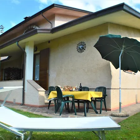 Casa Carla * カマイオーレ
